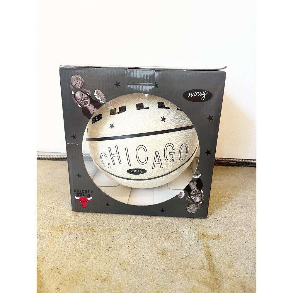NIB NBA Chicago Bulls X Runsy Exclusive 2024 Birthday Basketball, White